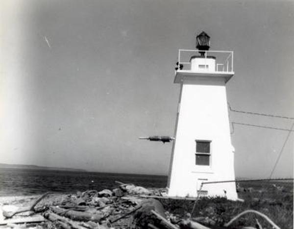 Lighthouse at Bush Point