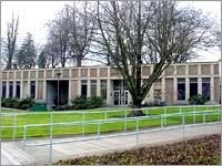 Photo of the state archives building